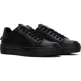 Resim Derimod Kadın Siyah Bağcıklı Deri Sneaker 24WFD290018 