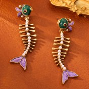 Resim 1 Çift Vintage Bohemian 18K Altın Kaplama Bakır Alaşımlı Emaye Balık Küpeleri, Taklit İmitasyon İnci ve Haziran Doğum Taşı Vurgularıyla - Kadınlar için Hafif Dayanıklı Takı, Günlük Kullanım, Partiler, Noel Hediyeleri, Sevimli Küpeler, Hediye Mücevherat, Parti Aksesuarları, Şenlikli Aksesuar, Zarif Tasarım, Yüksek Kalite Bitiş, Göz Alıcı Parçalar, Kadın Modası 