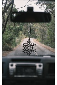 Resim Rustic Edge METAL MALZEME KAR TANESİ DETAYLI ÇİZİMLİ ARABA DİKİZ AYNA SÜSÜ 