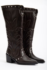 Resim DENORA Acı Kahve Mat Deri Nakışlı Zımbalı Sivri Burun Kovboy Western Bot Çizme 