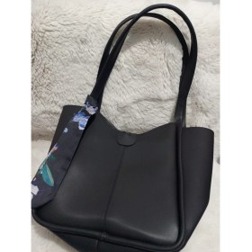 Resim Büyük Boy Kol Çantası Fular Kol Kayışında Fular Detaylı 