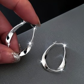 Resim Kadınlar için 2.9g, Minimalist Mobius Halka Tasarımı, Kız Arkadaş için Mükemmel Hediye, Günlük Giyim ve Partiler için İdeal, Hipoalerjenik Takı 