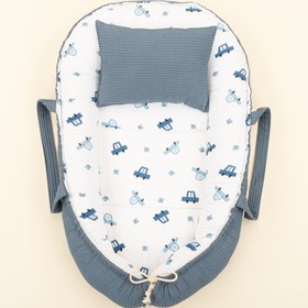 Resim Babynest ve Yastık- Çift Taraflı - Koyu Mavi Petek - Mavi Arabalar 