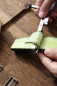 Resim Paslanmaz Çelik Yan Soyacak 16 Cm Renkli Sebze Ve Meyve Soyacağı Çok Renkli 