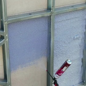 Resim Whitechem Poliüretan Isı ve Ses Yalıtım Köpük 20 ADETX930GR 1 Tabanca 1 Temizleyici Sprey 