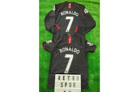 Resim Ikili Set 2008 Sezonu Nostalji Cristiano Ronaldo Manchester United Uzun ve Kısa Kol Siyah Renk Nostalji Forma / 