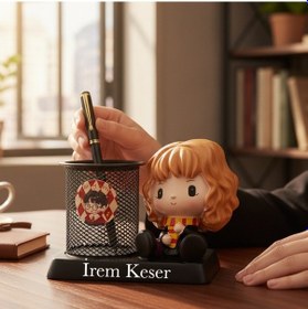 Resim Kişiye Özel Hermione Temalı Kalemlik Ve Masaüstü Organizer İsim Yazılı Sevimli Figürlü Kalem Tutucu 