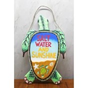 Resim Ahşap Duvara Asmalı Kaplumbağa 