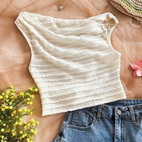 Resim Y2K ilhamlı Asimetrik Yaka Dokulu Kumaş Kadın Üstü - Kolsuz, Kabartmalı, Yaz Modası Üst, Günlük veya Tatil Giyim, Günlük Giyim Üstü | Asimetrik Yaka | Metalik Zincir Detay 