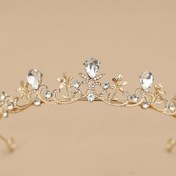 Resim Modern Minimalist Barok Gelin Taçlı Yapay Saç Aksesuarı ile Düğün Elbisesi 