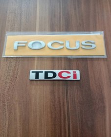 Resim Ford Focus Ve Tdci Bagaj Yazısı 
