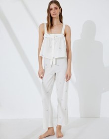 Resim Koton Pamuklu-keten Karışımlı Askılı Çiçek İşlemeli Crop Pijama Üstü Pembe Desenli 5slk90011mw Pembe Desenli 