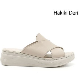 Resim Gönderi(R) Gönderi R Bej Çapraz Bantlı Dolgu Topuk Hakiki Deri Comfort Terlik Bej 