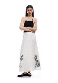 Resim Koton Pamuklu Astarlı Nakış Detaylı Uzun Kloş Etek Siyah Desenli 5sak70039pw Siyah Desenli 