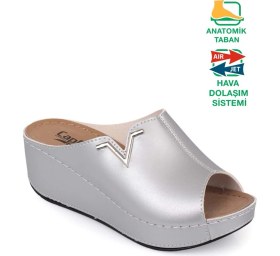 Resim Capone Outfitters Kailey 6145 Kadın Dolgu Topuklu V Toka Terlik 