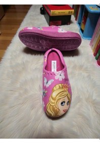 Resim Gezer Princess Temalı Yumuşak Kaydırmaz Taban Ev Kreş Anaokulu Terlik PEMBE 