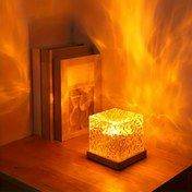 Resim Bir dekoratif gece lambası, yatak odaları, oturma odaları veya yatak başı masaları için tasarlanmış, bir su dalgası etkisi oluşturan, USB güçlendirici ile çalışır. Bu lamba barlar ve restoranlar için mükemmel bir seçimdir, sevgililer günü veya Noel için arkadaşlara hediye olarak idealdir. 