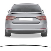 Resim Skoda Super B 2015-2019 Spoiler Piano Black 