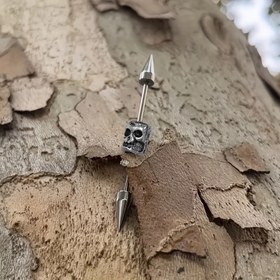 Resim Gotik Kafatası Çivi Küpeler - Kadınlar için Vintage Boho Tarzı Alaşım Takı, Keskin Sivri Konus Tasarımı, Günlük Kıyafetler veya Hediye Verme İçin Mükemmel, Her Gün Kullanılan Takı | Gotik Stil Küpeler | Şık Metalik Görünüm 