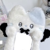 Resim 1 Adet Sevimli Peluş Kart Tutucu Karikatür Tasarımlı - Ofis & Fotoğraf Sergisi için Çok Fonksiyonlu Depolama Aksesuarı, Beyaz Tüylü Gövde & Mavi Vurgular, Masa için Kart Tutucu 