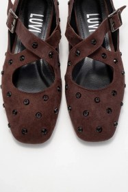 Resim Luvishoes Luvi Shoes Addıson Kahverengi Süet Taşlı Çapraz Bantlı Kadın Babet Ayakkabı Kahverengi 
