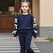 Resim Kız Çocukları İçin Örgü Kabartmalı Uzun Kollu Sweatshirt ve Pantolon Takımı, 8-12 Yaş için Şık Günlük İlkbahar/Sonbahar Kıyafeti, Kurdele Detaylı Yuvarlak Yaka Kazak, Açık Bej Renkli Konforlu Kumaş, Fırfır Manşetli Flare Pantolonlar, Tatil, Okul Giyimi ve Dış Mekan Aktiviteleri İçin İdeal, Hediye Fikri 