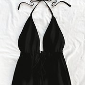 Resim Büyük Beden - Kadınlar için Şık Siyah Halter Yaka Kolsuz Üst - Yüksek Boyun, Esnek Polyester, Günlük veya Resmi Durumlar için Mükemmel, Çok Yönlü Moda Parçası | Şık Halter Üst | Orta Esneklik 
