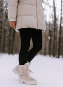 Resim ÇAĞLAR Bot Çizme Orijinal, hakiki dana derisinden üretilmiştir. İç kısmı yün ve deri kaplamalıdır. 