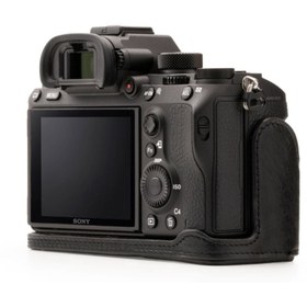 Resim MegaGear Sony Alpha A7III, A7RIII, A9 (Tek Dip) Hakiki Deri Fotoğraf Makinesi Kılıfı 