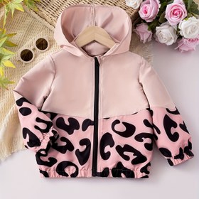 Resim Kız Pembe Kapüşonlu Ceket, Trendy Leopar Desenli Detaylarla - Renk Blok Tasarım, Yumuşak Kumaş, Şık Siyah Fermuarlı, Dış Mekan, Anaokulu veya Günlük Giyim İçin Tatlı-Sıradışı Görünüm, 4Y-8Y Boyutlarında Mevcut, Dış Mekan İçin Mükemmel 