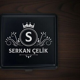 Resim Kral Arkadaşım İsimli Metal Siyah Sigaralık 