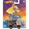 Resim Hot Wheels Premium DC Land Rover Defender 110 Hard Top Oyuncak Araba HCN95 