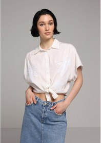 Resim Colin's Colins Fashion Fit Shirt Neck Jakarlı Kadın Beyaz Kısa Kol Gömlek Cl1078718 Q1.v1 Wht 