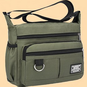 Resim Erkekler için Hafif İş Günlük Çapraz Vücut Çantası - Ayarlanabilir Omuz Askısı, Çoklu Fermuarlı Bölmeler, Dayanıklı Polyester, Yeşil Renkli Günlük Kullanım ve İş İçin, Şık Dokulu Tasarım | Sağlam Fermuar Kapatma 