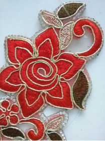 Resim Armada Ütüyle Yapışabilen İşlemeli Taşlı Çiçek Motif Yama Hotfix ( 7,5 cm * 12,5 cm ) 