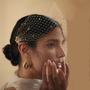 Resim Elegant İnci Düğün Perdesi, Vintage Beyaz Kuş Kafesi Başlık, Moda Süslenmiş Naylon Düğün Perdesi, Elle Yıkama Sadece, Özel Durum Aksesuarı için Gelinler 