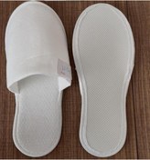 Resim Alina 500 Çift Tek Kullanımlık Otel Terliği Petek Desen Polyester Havlu Kumaş Yanlar Biyeli 3mm 