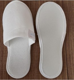 Resim Alina 500 Çift Tek Kullanımlık Otel Terliği Petek Desen Polyester Havlu Kumaş Yanlar Biyeli 3mm 