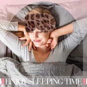 Resim Esnek Ayarlanabilir Kayışlı Seksi Leopar Desenli Peluş Göz Maskesi - Kesintisiz Dinlenme için Işık Engelleyici Uyku Maskesi, Şekerleme, Yoga ve Vardiyalı Çalışma için Yumuşak Nefes Alabilen Kumaş - Erkekler & Kadınlar için Rahat Unisex Gece Maskesi 