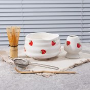 Resim 1-Set Çilek Süslemeli Seramik Kase & Çırpıcı ile Matcha Töreni Kiti - Matcha Latte Hazırlığı İçin İdeal, Matcha Tutkunları İçin Mükemmel Hediye, Geleneksel Japon Matcha Aksesuarları İçerir, Matcha Çay Seti 