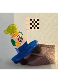 Resim Lego Minifigür Chef - White Torso With 8 Buttons With Female Suit Black, Dark Red Hair Chef017b/cty0183 