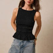 Resim Kadınların şık kolsuz ruched crop topu - Dar kesim düz siyah, yuvarlak yaka, yüksek bel kot pantolonu, yazlık rahat giyim, yüksek bel kot pantolonu 