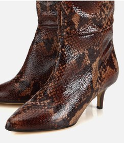 Resim Hotiç Kadın Deri Yılan Desenli Sivri Burunlu Topuklu Çizme 01cıh317700a480 01cıh317700a480 Kahverengi 