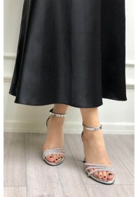 Resim Feles Üç Şerit Taş Detaylı Platform 11 Cm İnce Topuklu Kadın Ayakkabı Gümüş 