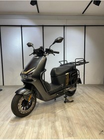 Resim Sway N90 150 Km Menzilli Çıkarılabilir Lithium Bataryalı Elektirikli Motosiklet 