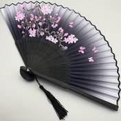 Resim 1 veya 2 Panelli Siyah Bambu Katlanır Vintage Kiraz Çiçeği Pembe Mor Desenli - Hanfu Dansı, Mezuniyet Hediyesi ve Ev Dekoru için Yeni Çin Tarzı El Yelpazesi 