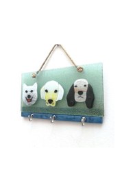 Resim Dekoratif Füzyon Cam Üçlü Köpek Desenli Anahtar Askısı Anahtarlık Dekor 