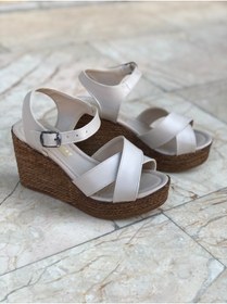 Resim Bellitaş Hasır Dolgu Topuk Sandalet Bej 