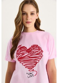 Resim Shade Kadın Pamuklu Kısa Kollu Bisiklet Yaka Kalp Nakışlı T-shirt 60602028 - Pembe 