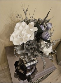 Resim Gri Beyaz Güllü Gümüş Gondol 